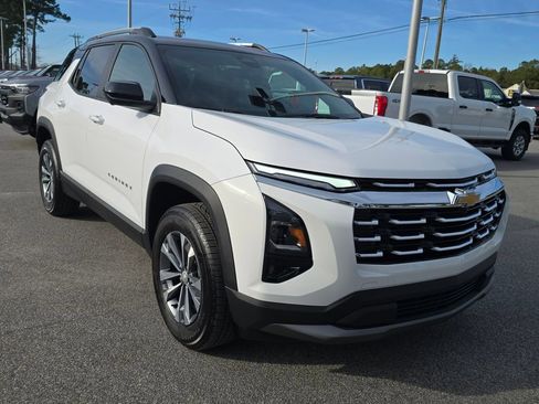 Used 2026 Chevrolet Equinox LT w/ Convenience Package II image 7