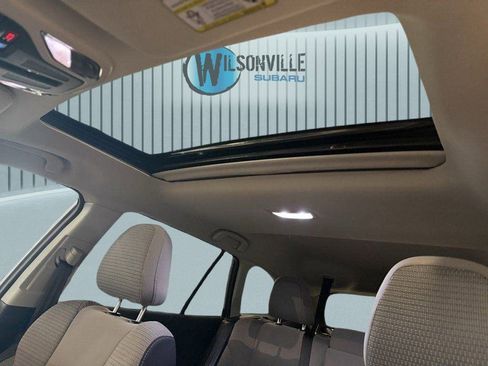 Certified 2025 Subaru Outback Premium image 4