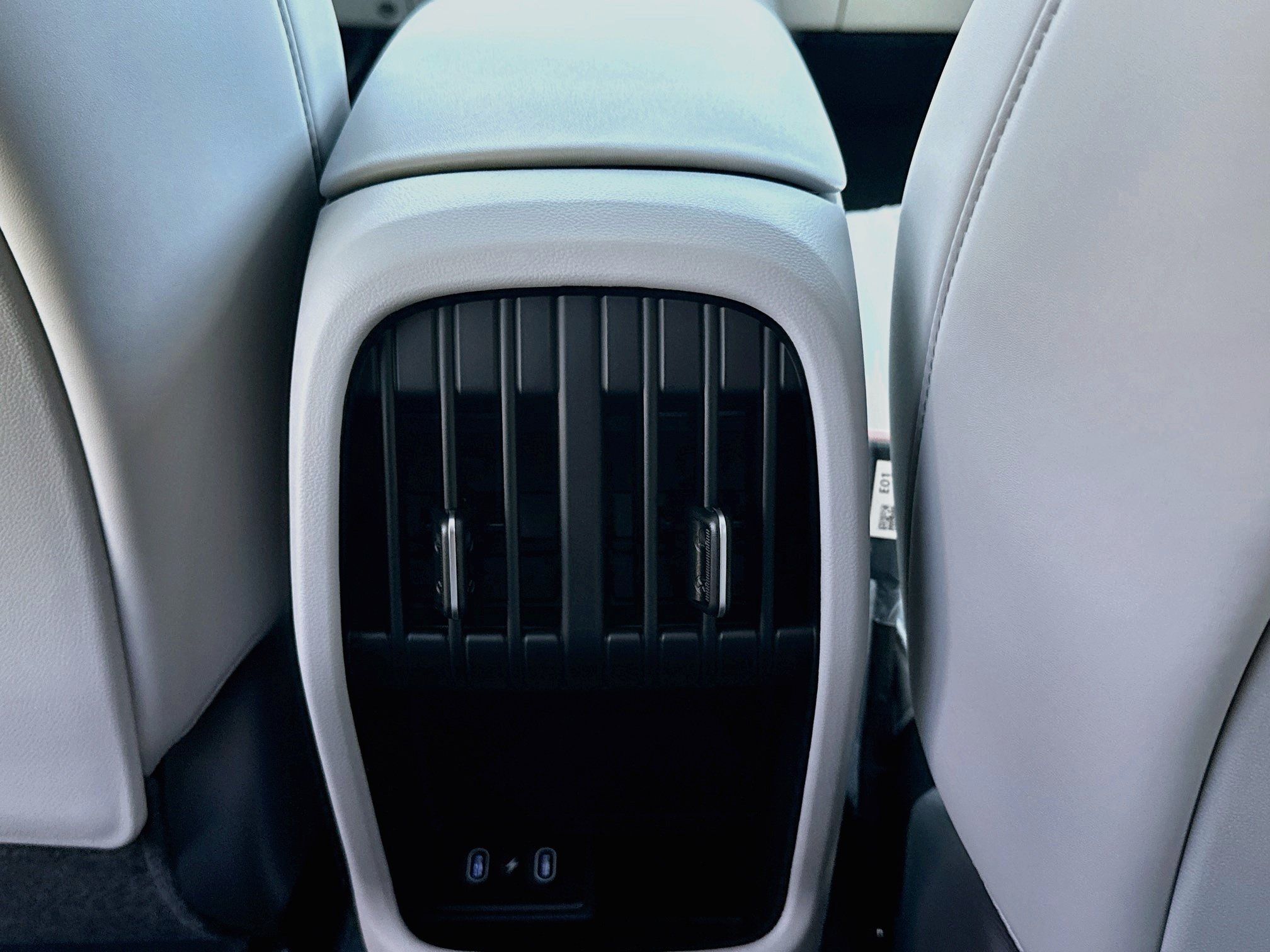 New 2026 Hyundai Kona Limited FWD image 17