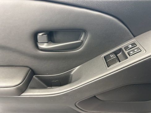 Used 2023 Nissan Frontier S image 10