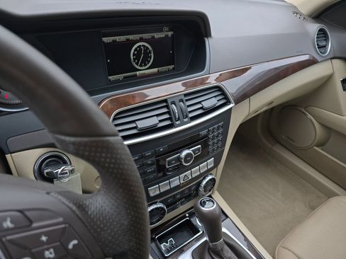 Used 2013 Mercedes-Benz C 300 C 300 image 23