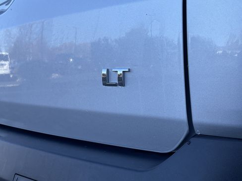 Used 2019 Chevrolet Traverse LT w/ LPO, Floor Liner Package image 12