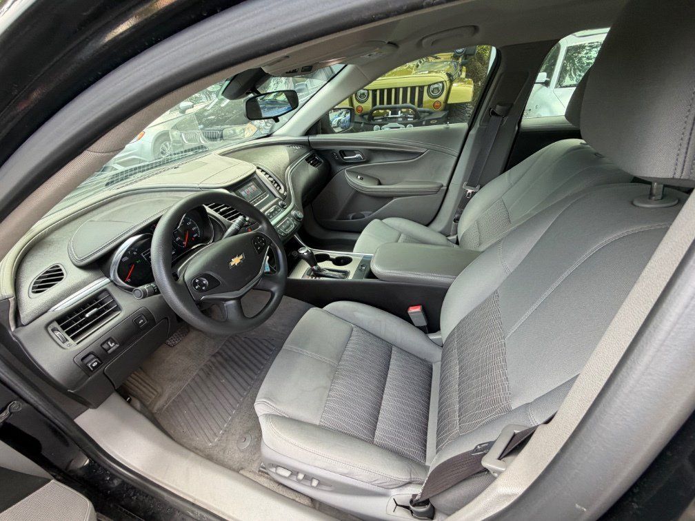 Used 2017 Chevrolet Impala LS FWD image 9