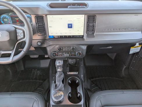 New 2026 Ford Bronco Big Bend image 7