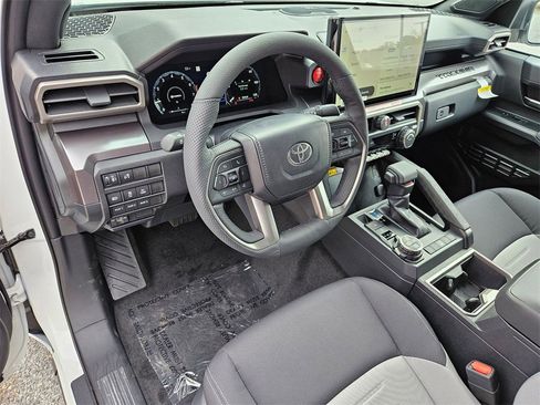 New 2025 Toyota Tacoma TRD Off-Road image 9