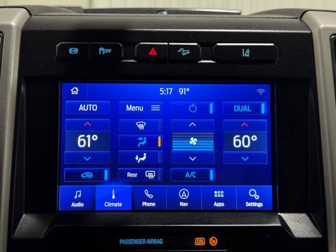 Used 2020 Ford F250 Lariat w/ Lariat Ultimate Package AWD/4WD image 47