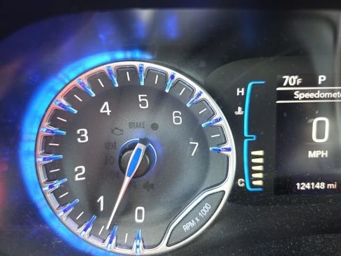 Used 2017 Chrysler Pacifica Touring-L FWD image 22