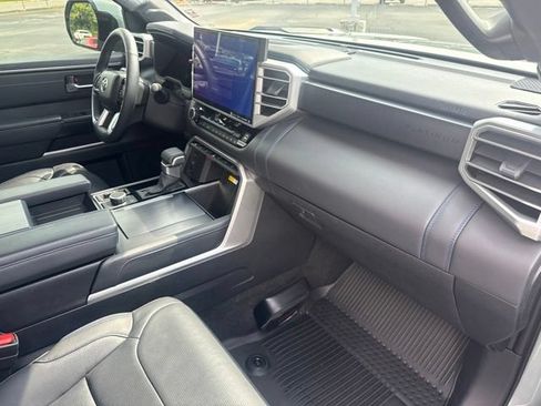 Used 2024 Toyota Tundra Platinum AWD/4WD image 16
