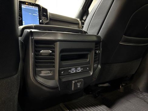 Used 2024 RAM 2500 Limited image 43