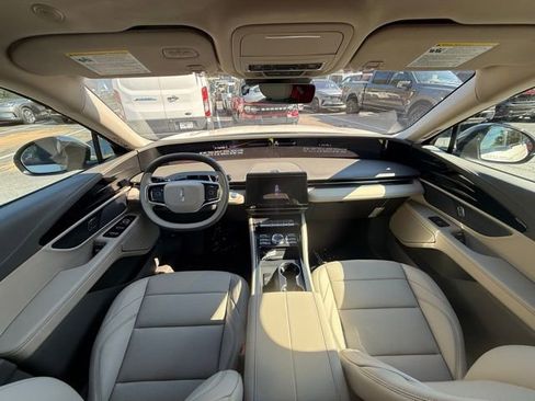 New 2025 Lincoln Nautilus Premier w/ Jet Appearance Package image 8