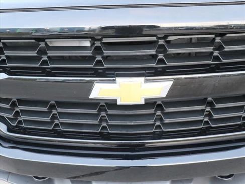 Used 2017 Chevrolet Silverado 1500 Custom w/ Custom Convenience Package image 28