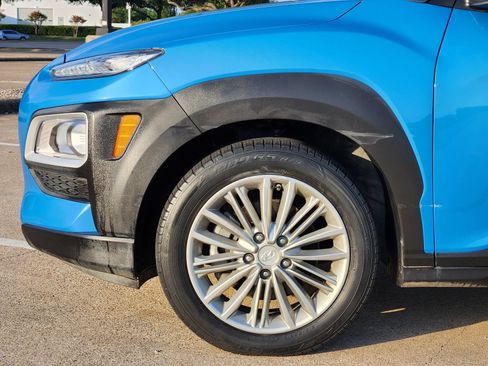 Used 2018 Hyundai Kona SEL AWD/4WD image 6