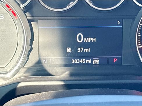 Used 2022 Chevrolet Silverado 1500 LT Trail Boss w/ LT Trail Boss Premium Package image 12