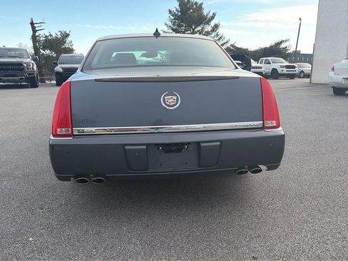 Used 2010 Cadillac DTS Premium image 15