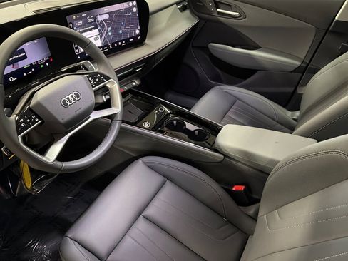 New 2026 Audi Q3 quattro 2.0T AWD/4WD image 9