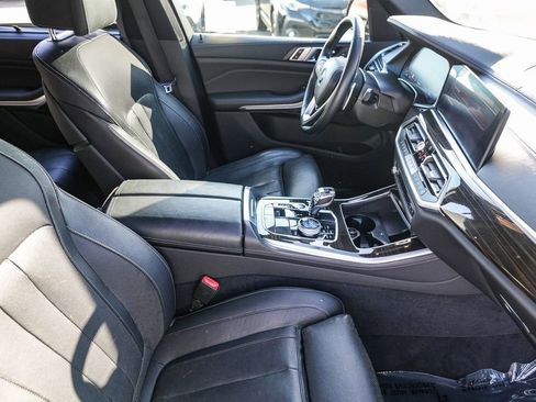 Used 2020 BMW X5 xDrive40i w/ Luxury Seating Package image 17