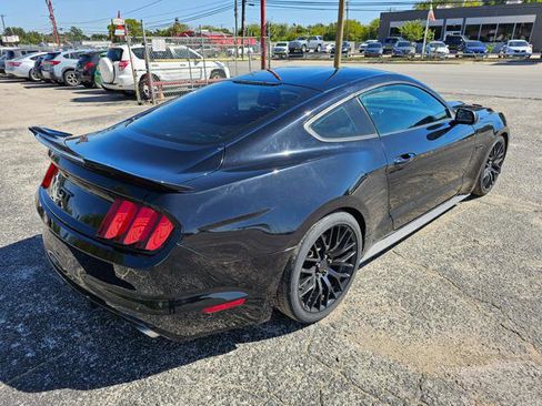 Used 2017 Ford Mustang GT w/ GT Performance Package image 5