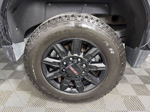Certified 2024 GMC Sierra 2500 AT4 w/ AT4 Premium Plus Package AWD/4WD image 18