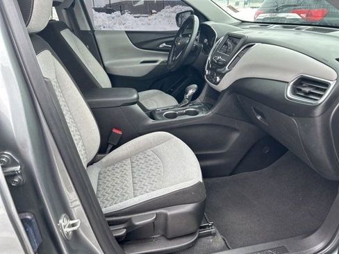 Used 2023 Chevrolet Equinox LT w/ Driver Convenience Package image 40