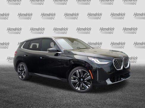 Certified 2026 BMW X3 xDrive30i w/ Premium Package AWD/4WD image 2