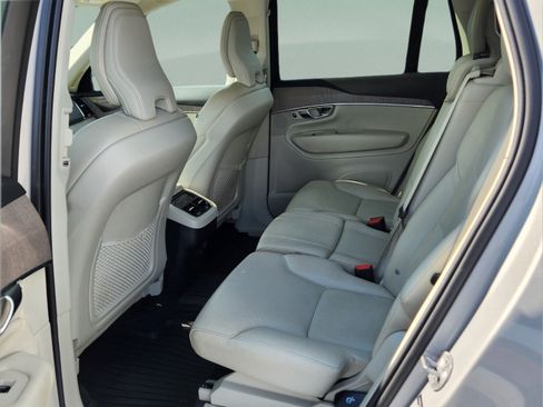 Used 2023 Volvo XC90 B6 Plus w/ Protection Package Premier AWD/4WD image 10