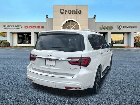 Used 2024 INFINITI QX80 Sensory w/ Cargo Package image 3