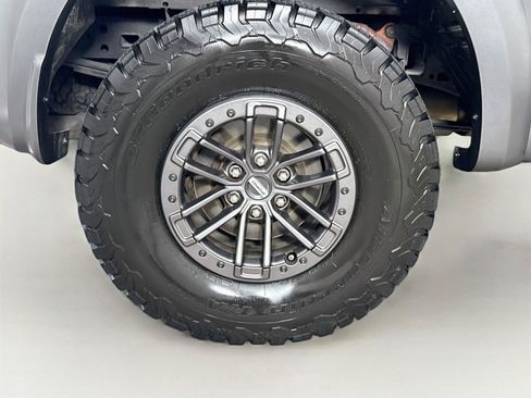 Used 2019 Ford F150 Raptor w/ Equipment Group 802A Luxury AWD/4WD image 25