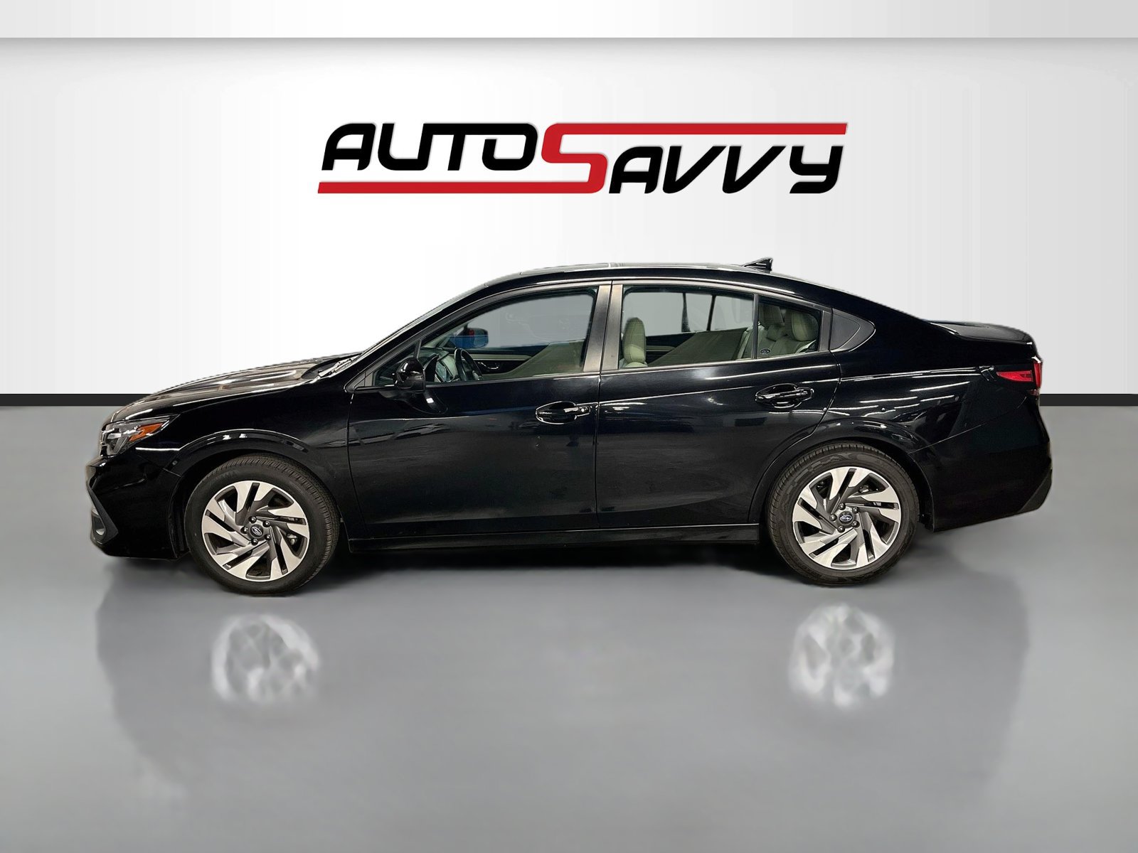 Used 2024 Subaru Legacy Limited AWD/4WD image 4
