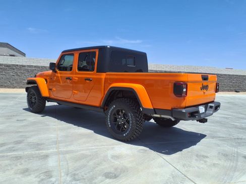 New 2025 Jeep Gladiator Willys image 4