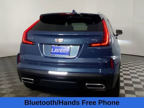 Used 2025 Cadillac XT4 Premium Luxury w/ Cold Weather Package image 11