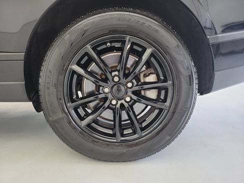 Used 2017 Land Rover Range Rover AWD/4WD image 12
