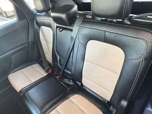 Certified 2022 Ford Escape Titanium w/ Titanium Elite Package AWD/4WD image 23