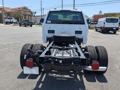 New 2025 Ford F350 XL image 5