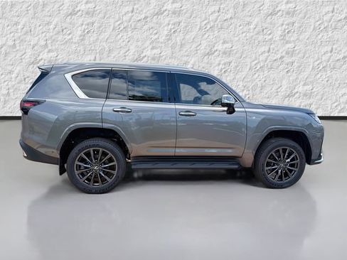 New 2026 Lexus LX 700h F Sport AWD/4WD image 2