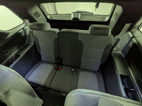 Certified 2023 Chevrolet Traverse LT image 36