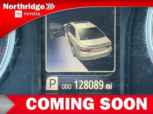 Used 2015 Toyota Camry SE image 9