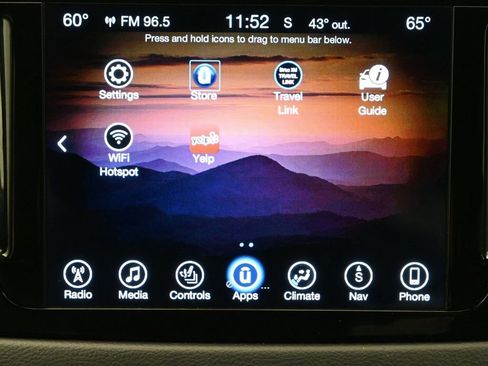 Used 2017 Chrysler Pacifica Touring-L w/ Tire & Wheel Group image 9