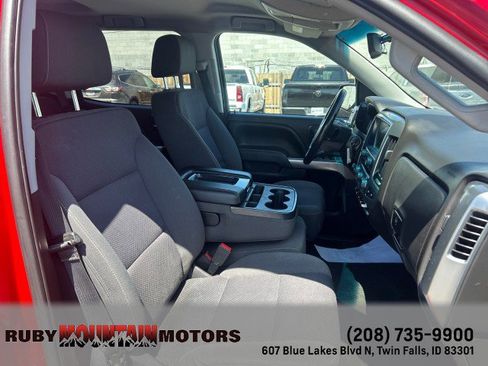 Used 2018 Chevrolet Silverado 1500 LT w/ All Star Edition image 36