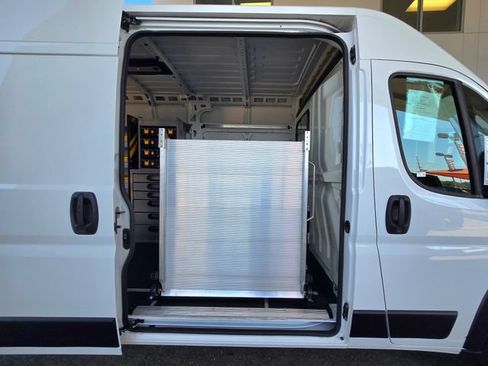 Used 2025 RAM ProMaster 2500 w/ Quick Order Package 22G SLT FWD image 23