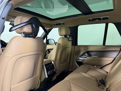 New 2026 Land Rover Range Rover SE AWD/4WD image 22