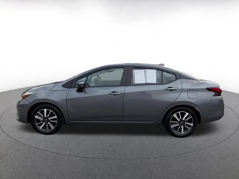 Used 2025 Nissan Versa SV FWD image 9