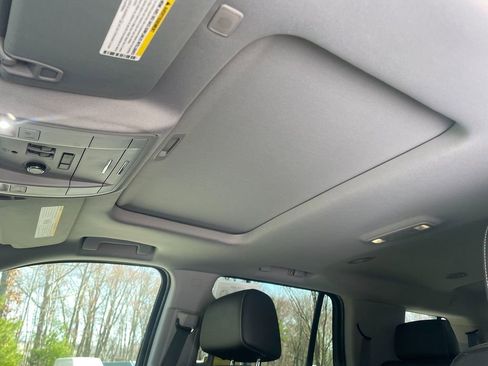 Used 2018 Chevrolet Tahoe LT w/ Z71 Midnight Edition AWD/4WD image 24