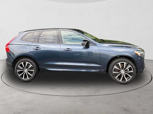 Certified 2023 Volvo XC60 B5 Plus w/ Climate Package AWD/4WD image 6
