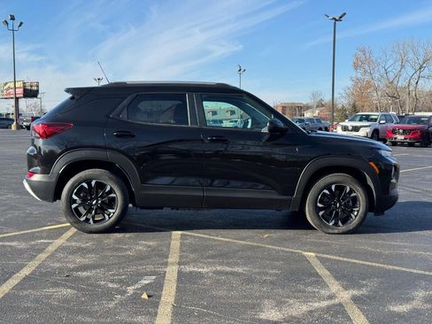 Used 2022 Chevrolet TrailBlazer LT w/ Convenience Package image 2