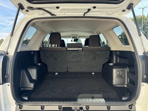 Used 2024 Toyota 4Runner SR5 image 21