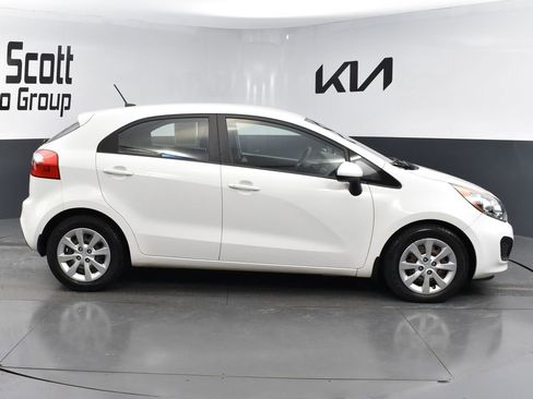 Used 2013 Kia Rio LX w/ PWR Pkg image 6