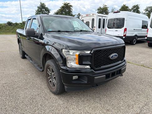 Used 2018 Ford F150 XL w/ Equipment Group 101A Mid AWD/4WD image 4