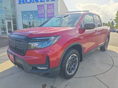 Used 2024 Honda Ridgeline Sport+ image 2