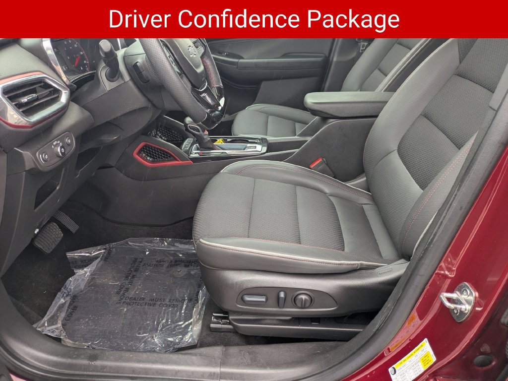 Used 2023 Chevrolet TrailBlazer RS w/ Convenience Package AWD/4WD image 13