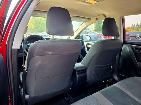 Used 2017 Toyota Corolla LE w/ Carpet Mat Package (TMS) FWD image 47